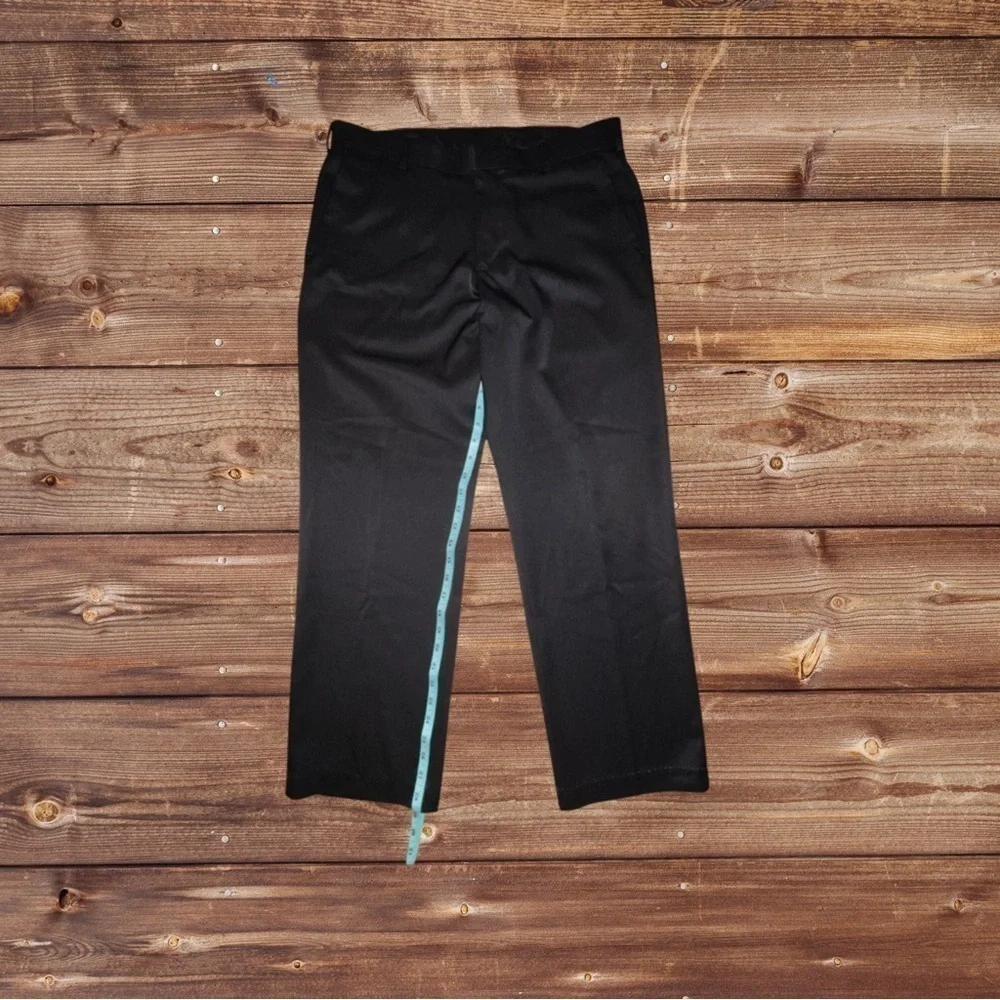 Van Heusen Traveler Pants, Size 34x30 - Men’s - Picture 4 of 7